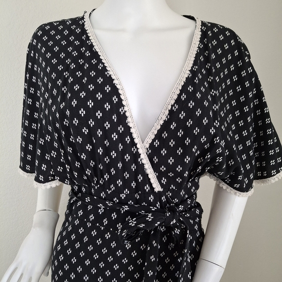 OPEN TO OFFERS Anthropologie Black Midi Wrap Dress Size M/L - Picture 5 of 13